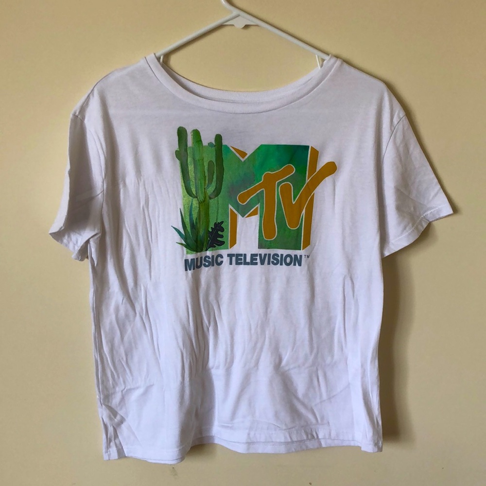 M TV Graphic Tee